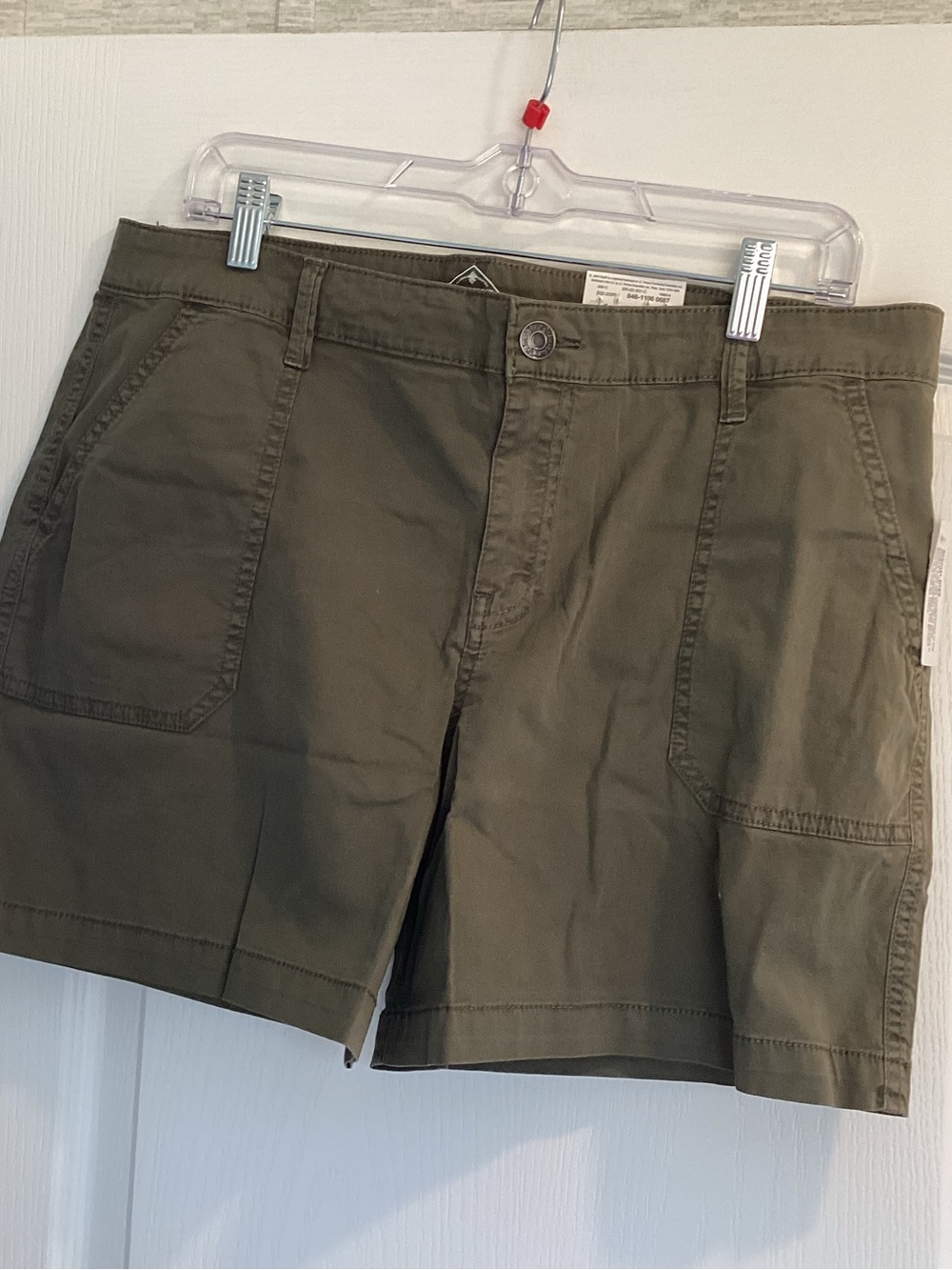 St. John's Bay Olive Green Women's Bermuda Shorts 14 BNWT
